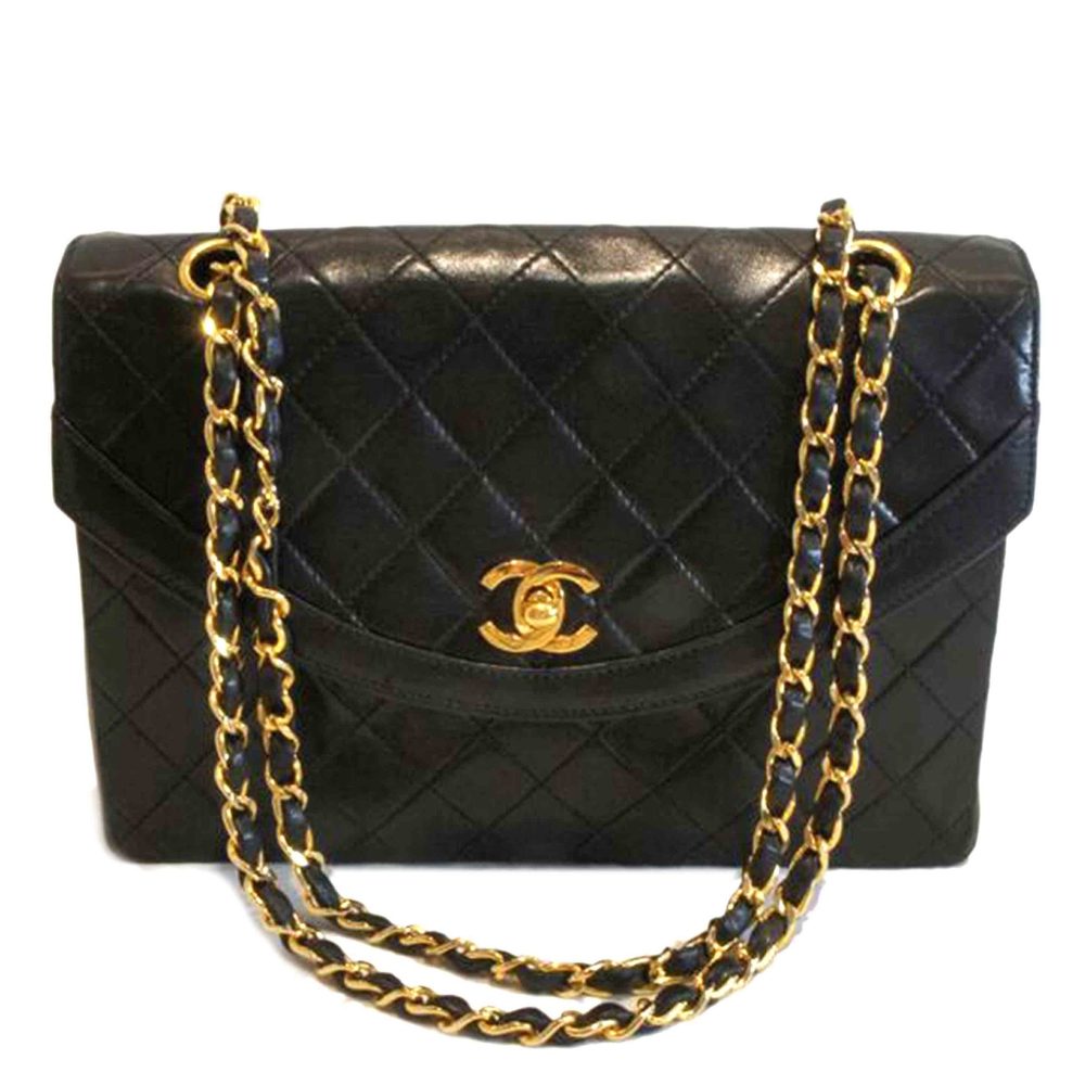 Chanel Lambskin Round Flap Chain Shoulder Bag